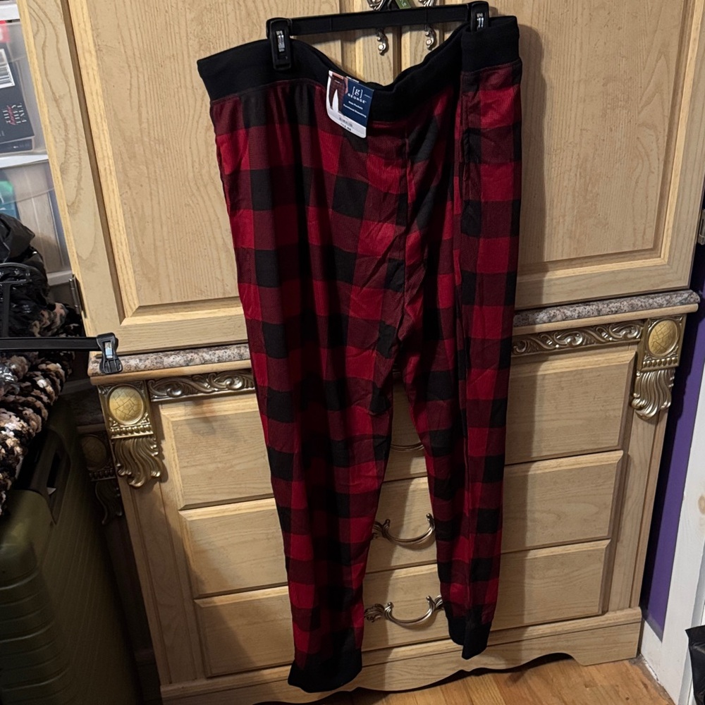 Red and Black Plaid Men's Joggers - Picture 2 of 4